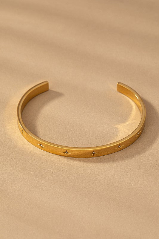 Star cuff