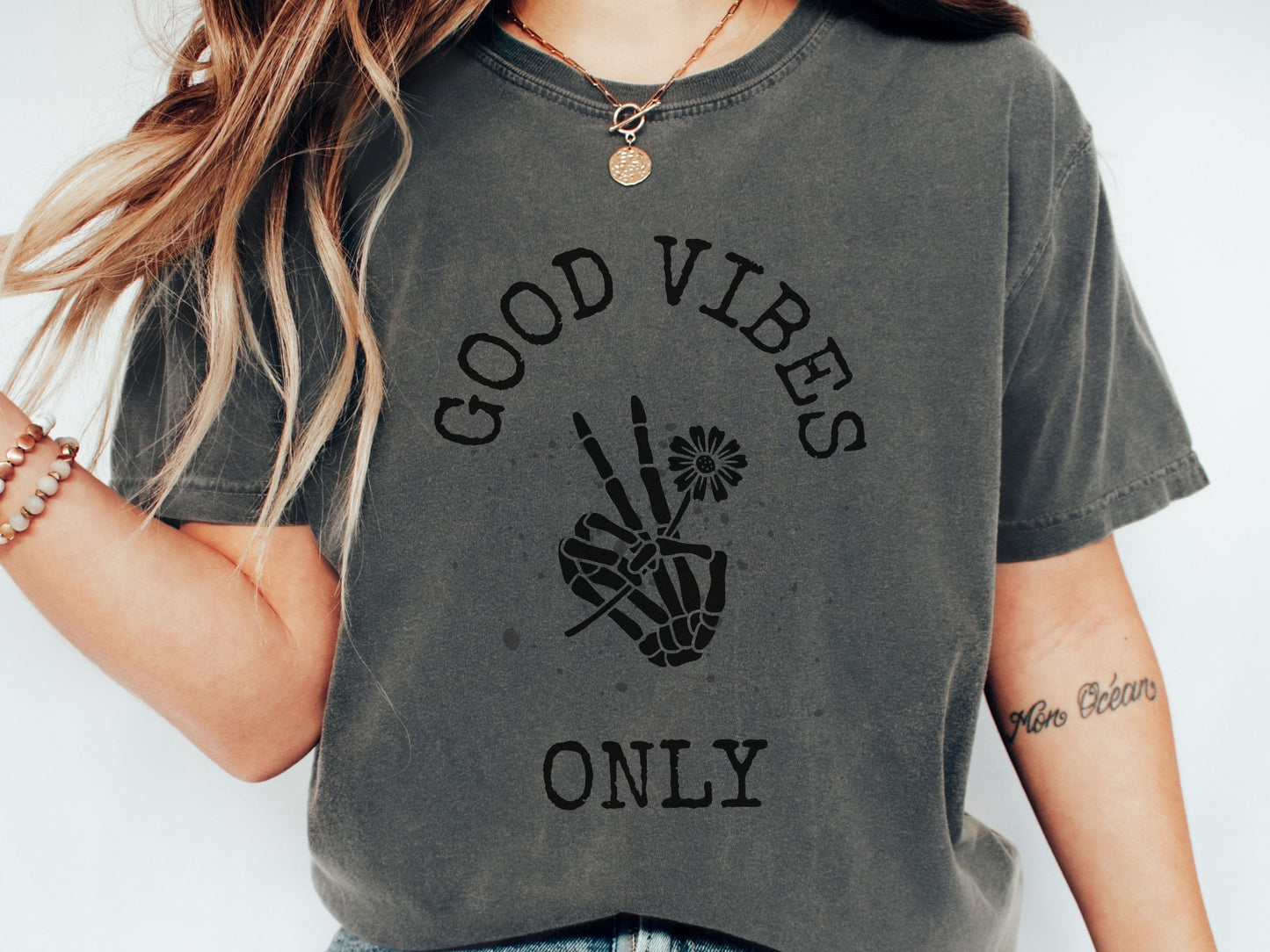 Good Vibes Only T-Shirt - Black Writing