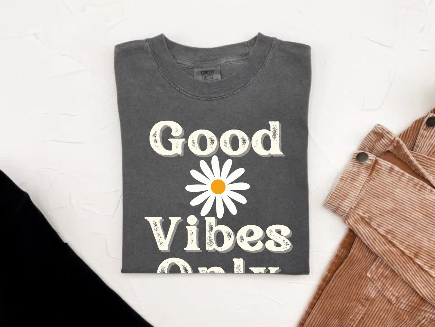 Good Vibes Only Daisy Tee