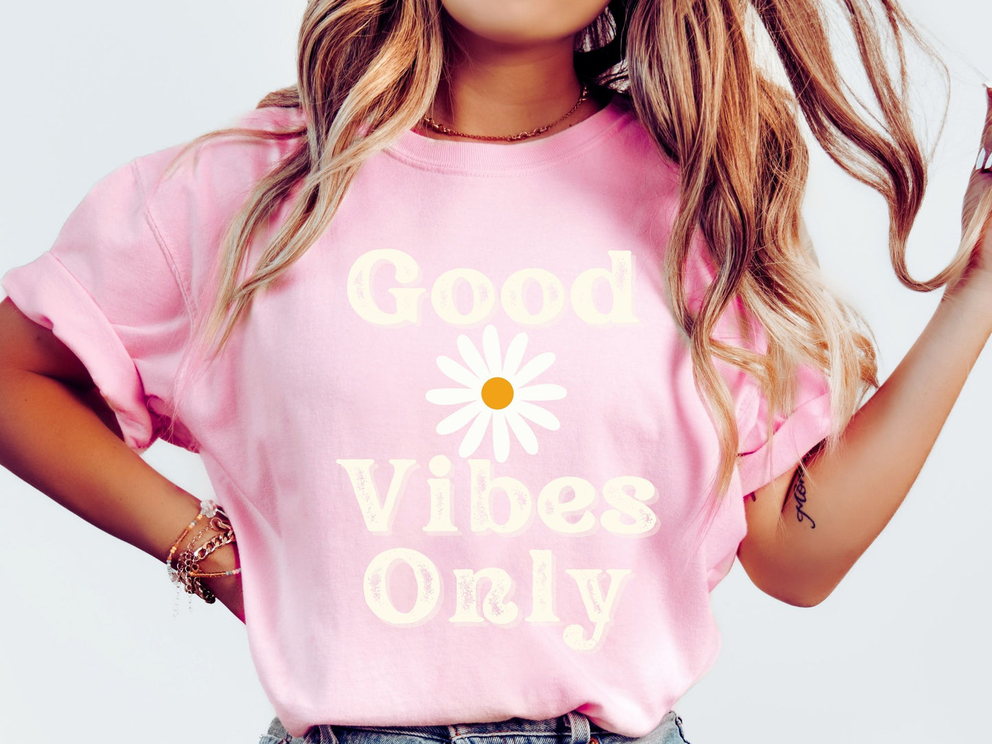 Good Vibes Only Daisy Tee