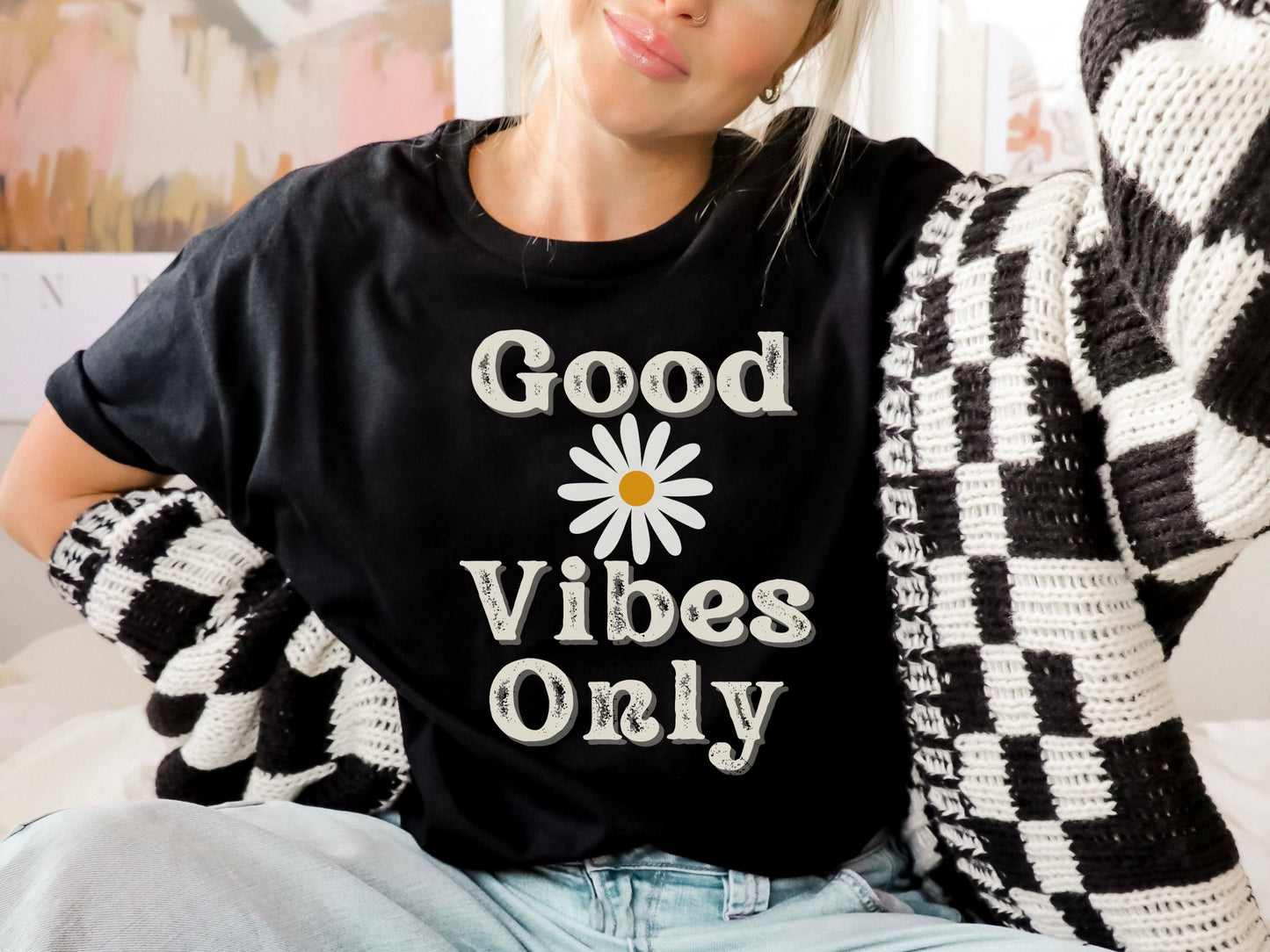 Good Vibes Only Daisy Tee